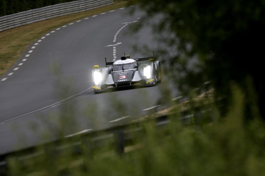  Audi R18 TDI Ultra Le Mans 24hr 2011 года  (фото 65 из 108)